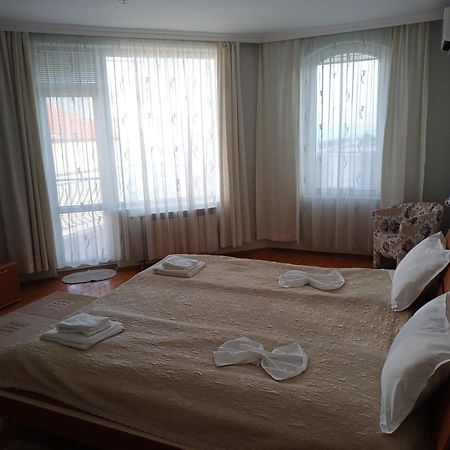Guest Rooms Deva ブルガス エクステリア 写真