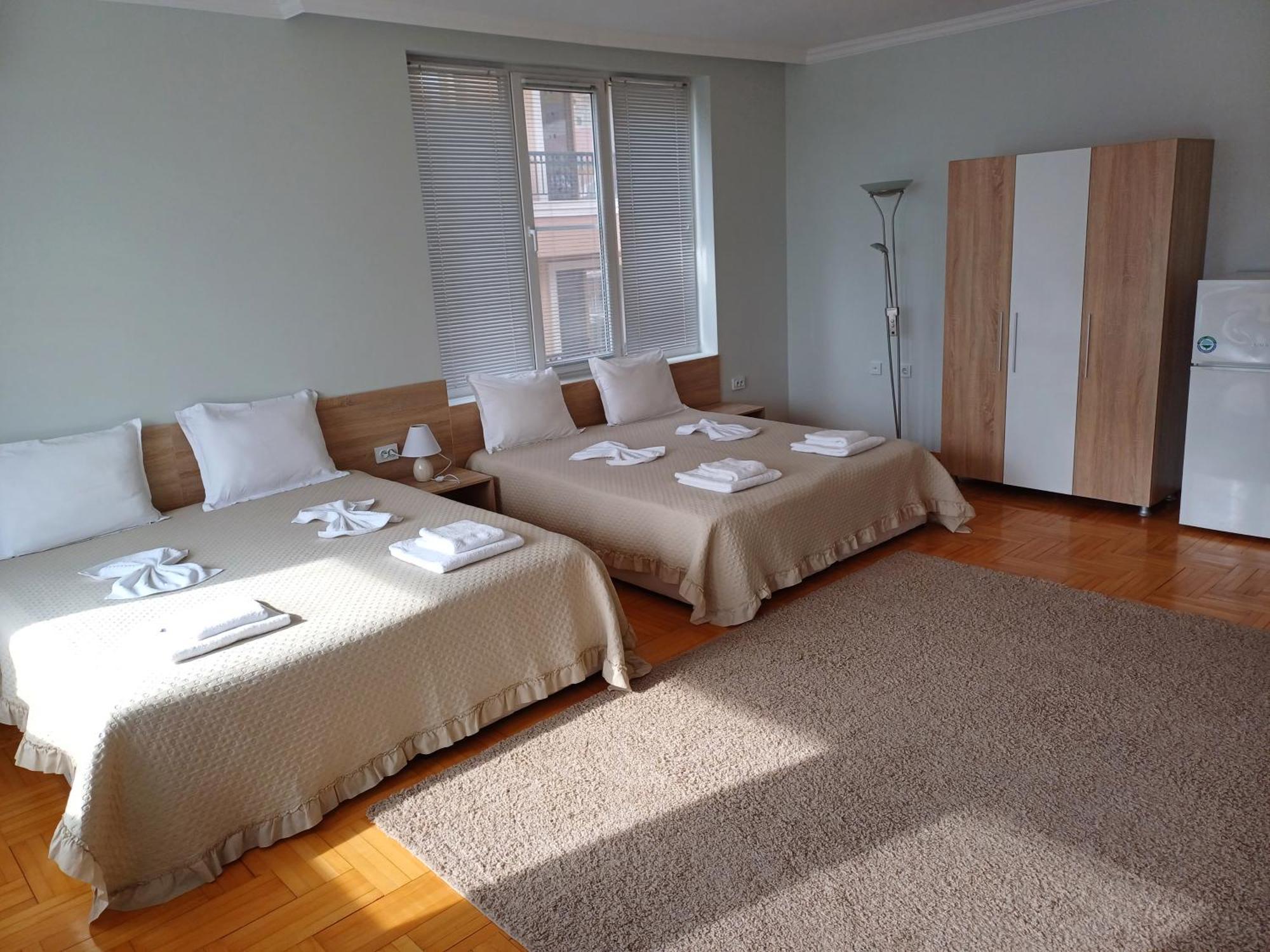 Guest Rooms Deva ブルガス エクステリア 写真