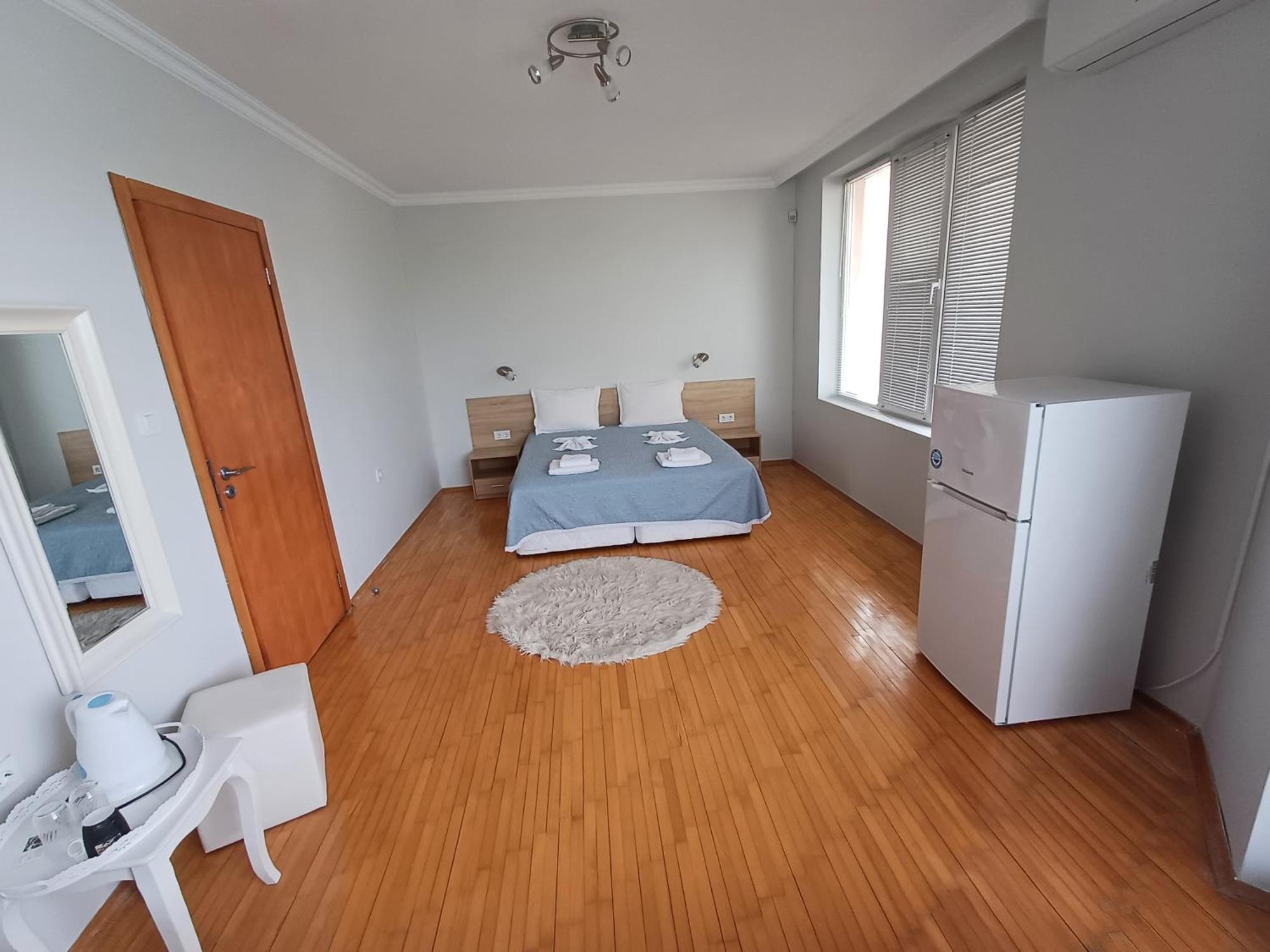 Guest Rooms Deva ブルガス エクステリア 写真